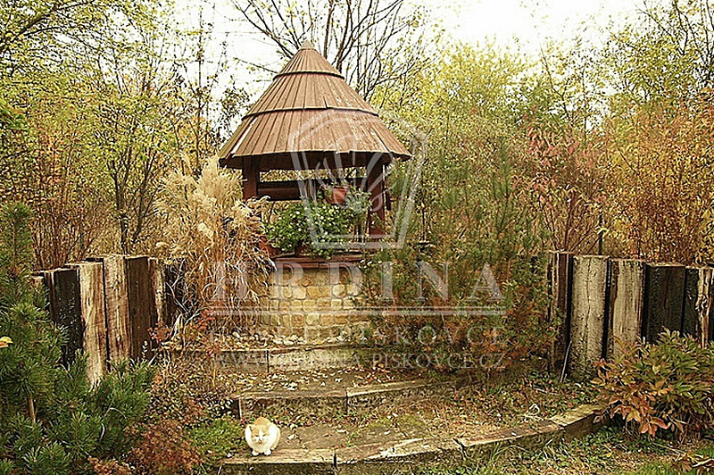 Okrasná studna Vycpálek