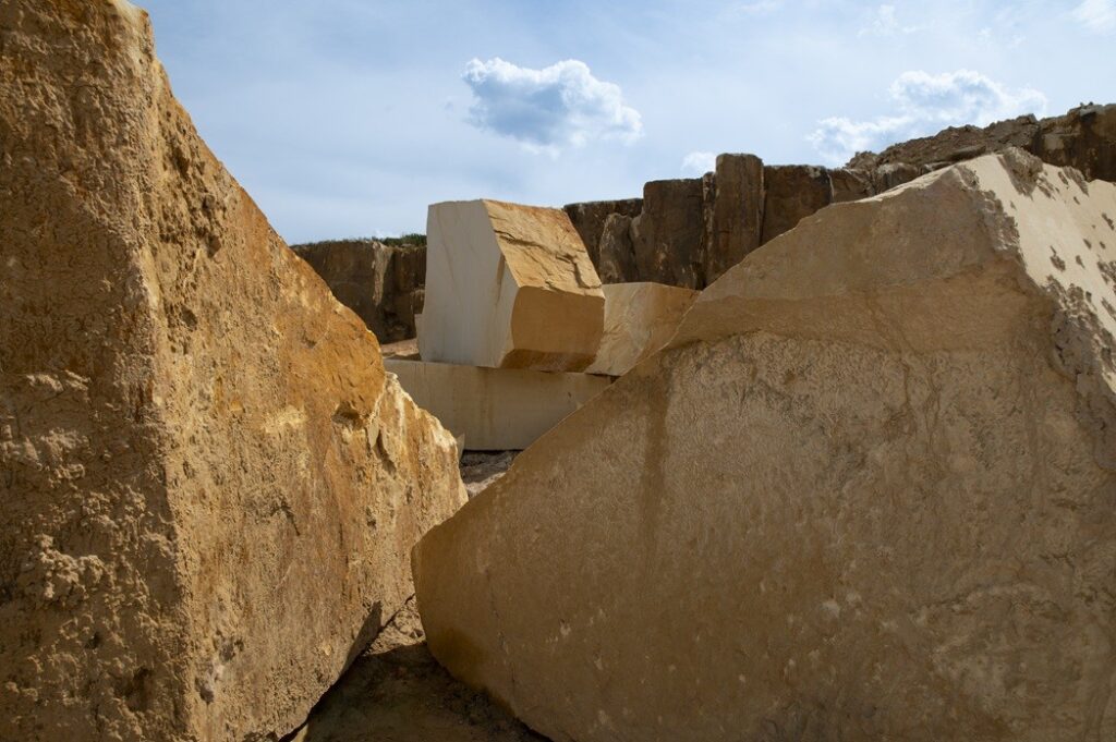 Kamenolom Vyhnánov, hrdina české pískovce