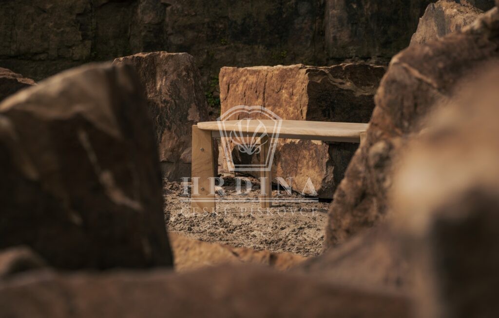 Kolekce jídelních stolů - Cutting Edge