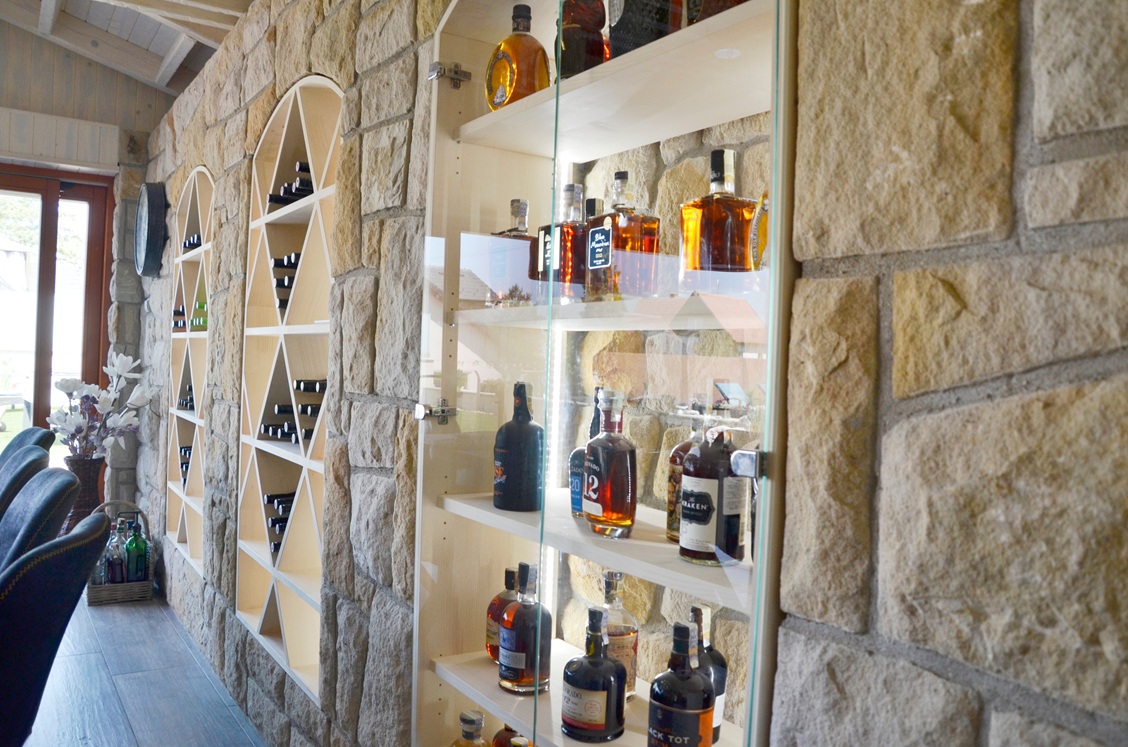 ruční kamenická práce zahradní kuchyně