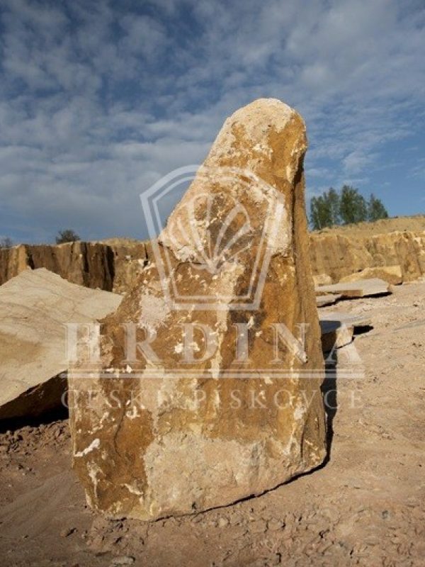 hrdina pískovce solitéry