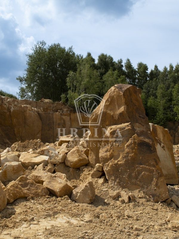 hrdina kamenolom vyhnánov