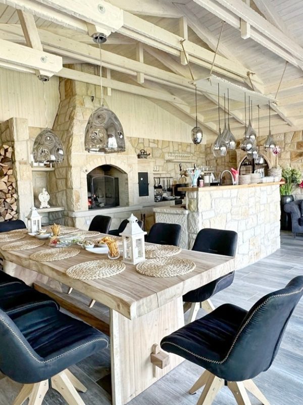 Zahradní kuchyně Na Chaloupce - Hrdina pískovce