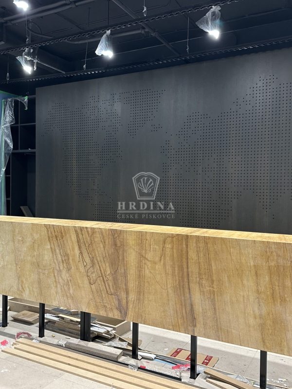 Kamenný recepční pult – ruční výroba z přírodního pískovce