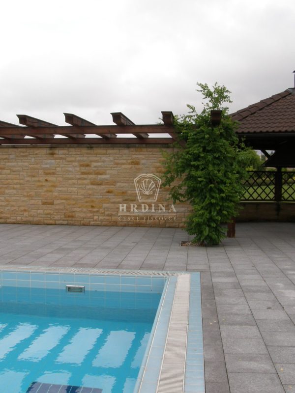 kamenná zeď, pískovcová fasáda, hrdina kuchyně